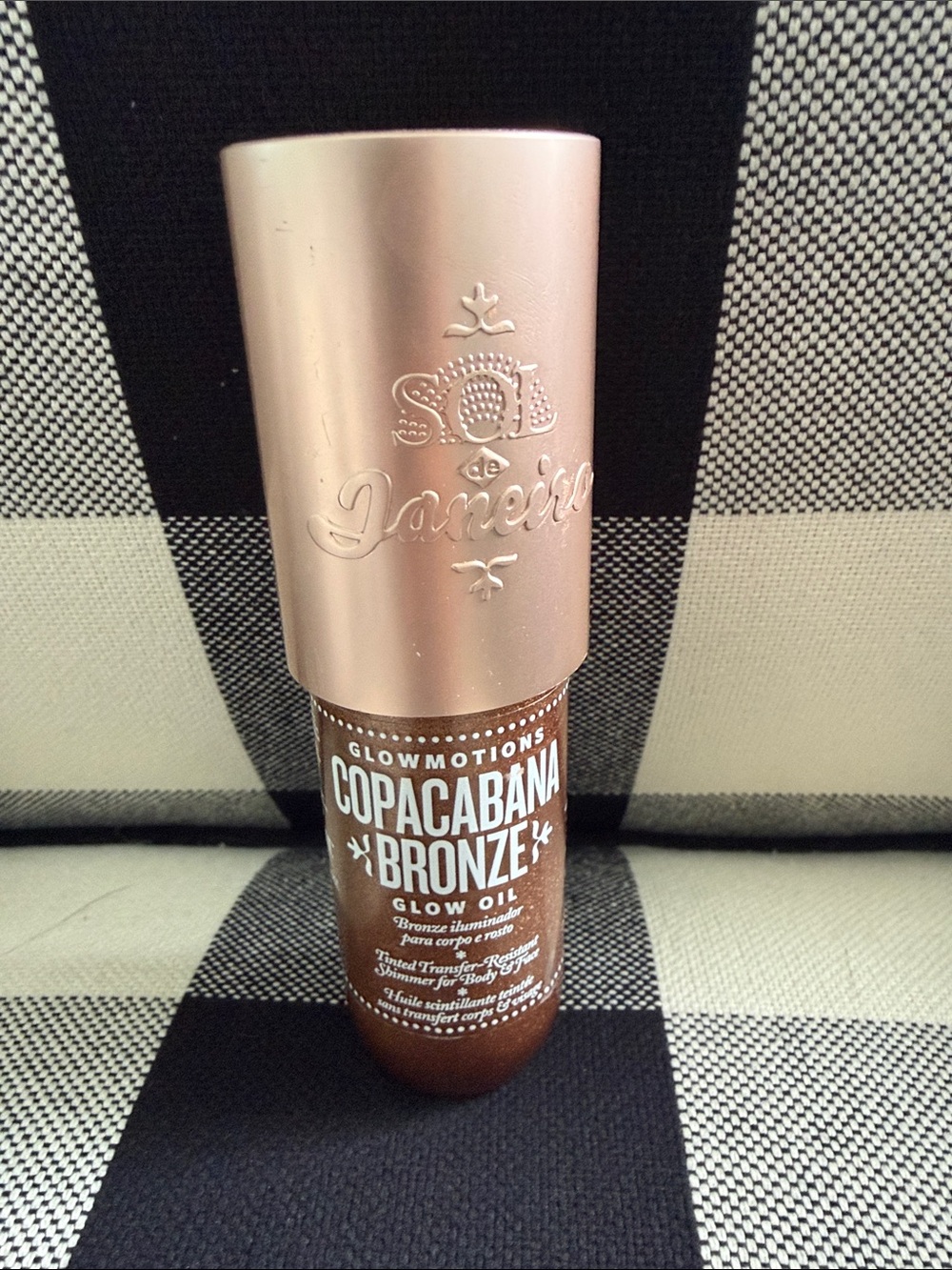 Glow oil